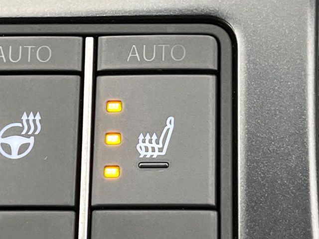 Lexus UX 7