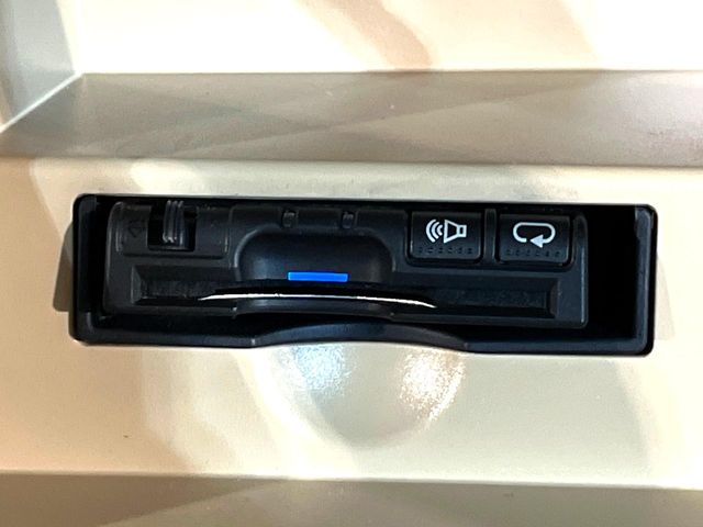 Toyota Estima 7