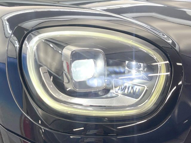 MINI Crossover 12