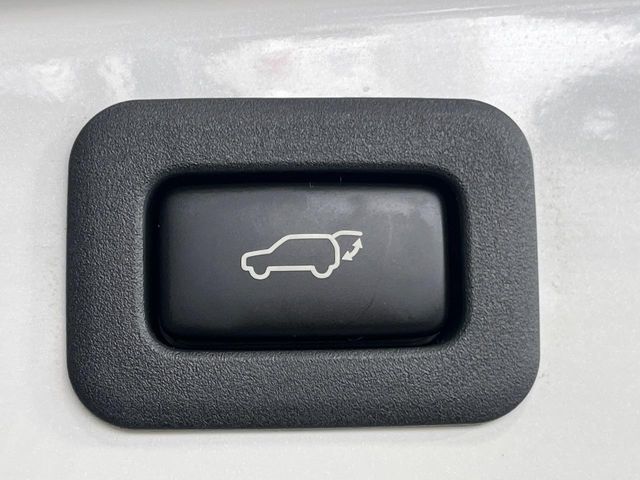 Toyota Estima 5