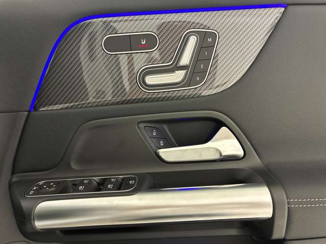 Mercedes-Benz GLA-Class 7