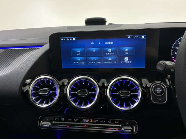 Mercedes-Benz GLA-Class 9