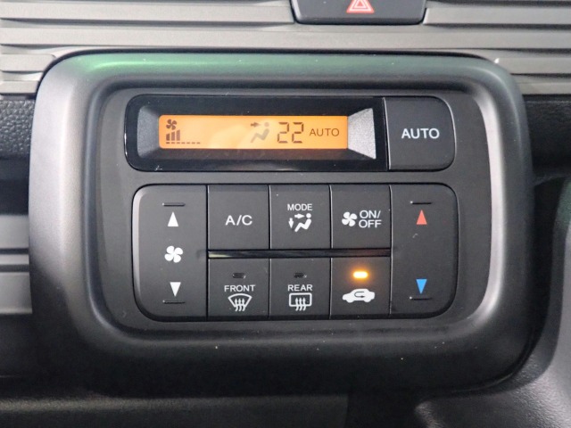 Honda N-VAN 12