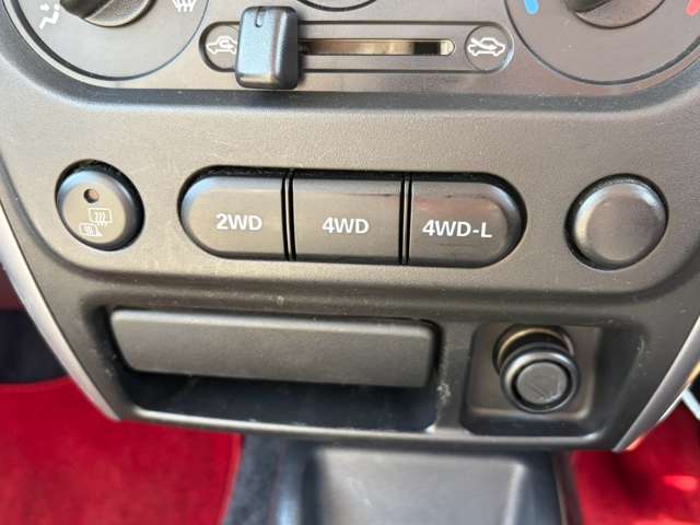 Mazda AZ-オフロード 12
