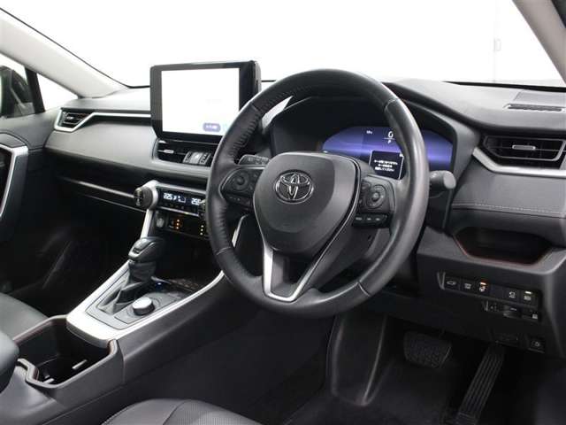 Toyota RAV4 6
