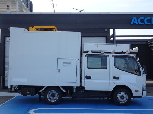 Hino Dutro 11