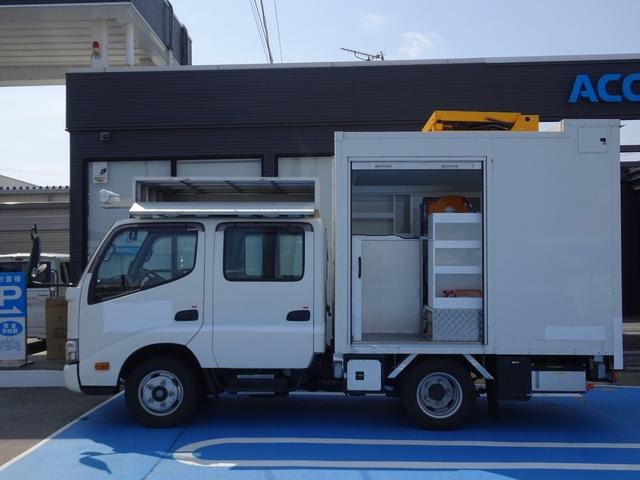 Hino Dutro 7