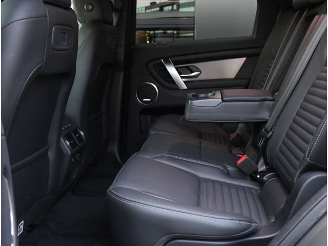 Land Rover Discovery Sport 8