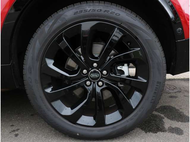Land Rover Discovery Sport 11