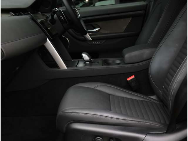 Land Rover Discovery Sport 5