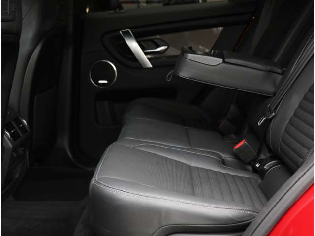 Land Rover Discovery Sport 7