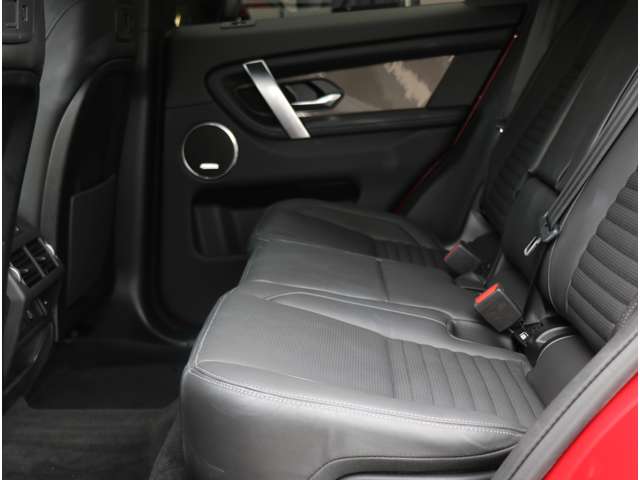 Land Rover Discovery Sport 8