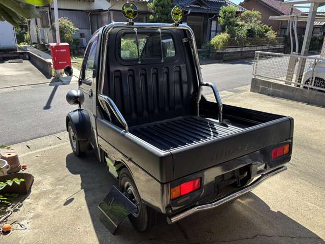 Daihatsu Midget II 3