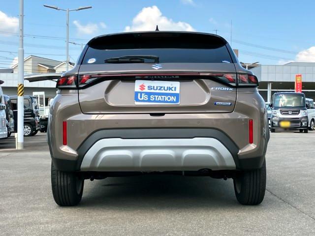 Suzuki Fronx 8