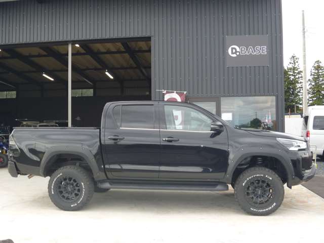 Toyota Hilux 11