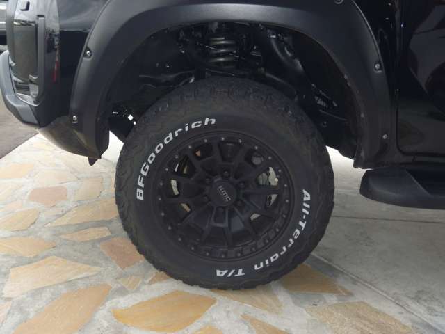 Toyota Hilux 12