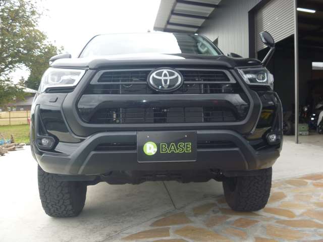 Toyota Hilux 2