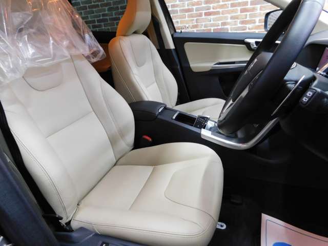 Volvo XC60 12