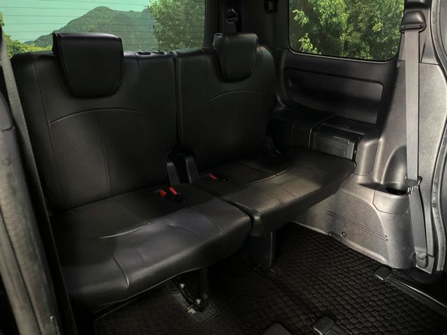 Toyota Voxy 10
