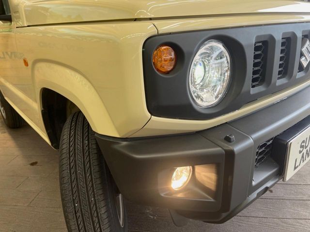 Suzuki Jimny 12