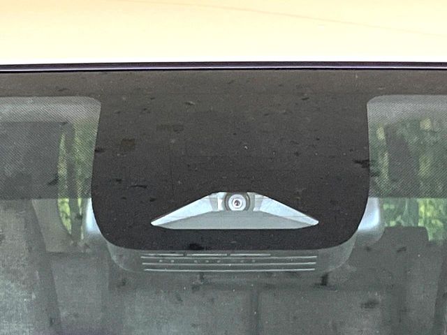 Toyota Sienta 3