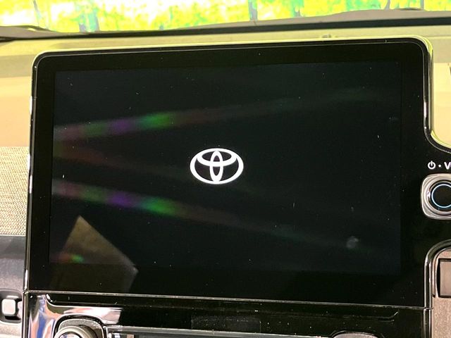 Toyota Sienta 4