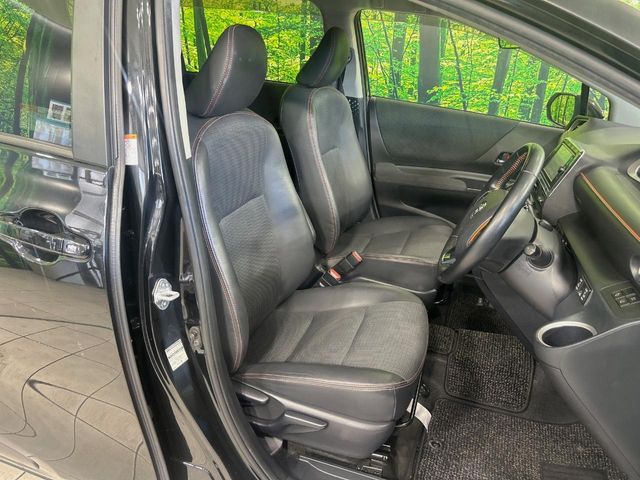 Toyota Sienta 11