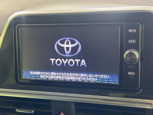 Toyota Sienta 4