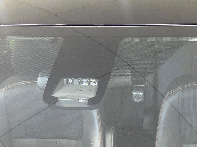 Toyota Sienta 5