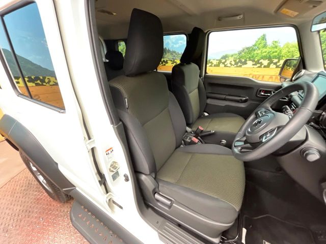 Suzuki Jimny Nomade 8
