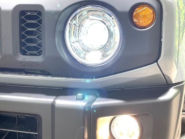 Suzuki Jimny 12