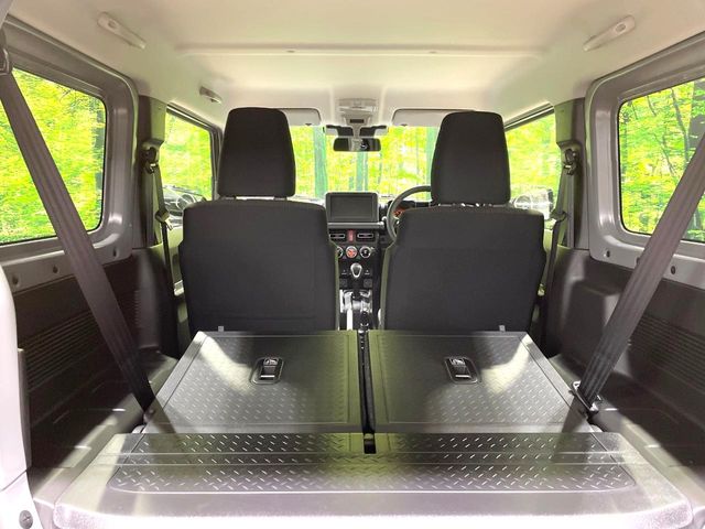 Suzuki Jimny 10