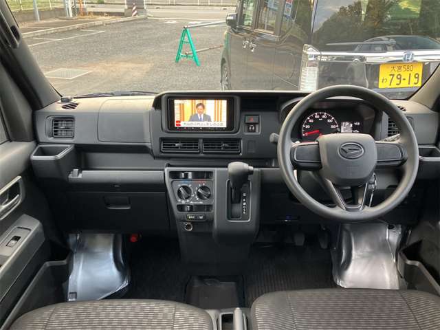 Daihatsu Hijet Cargo 9