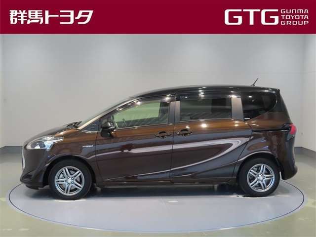 Toyota Sienta 7
