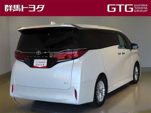 Toyota Alphard 8