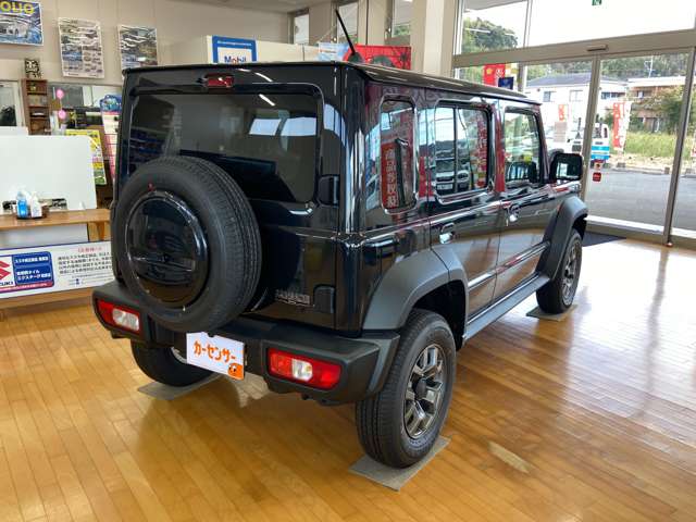 Suzuki Jimny Nomade 3