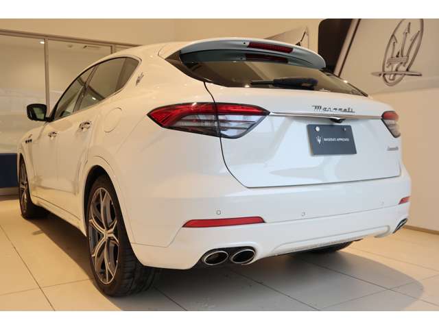 Maserati Levante 11