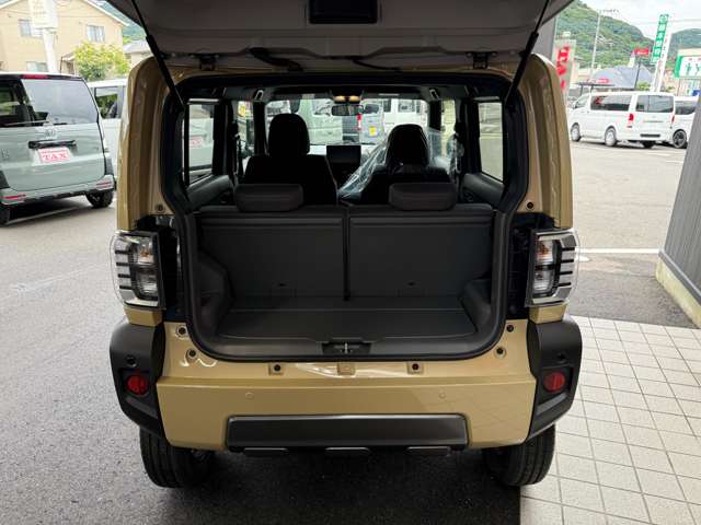 Daihatsu Taft 9