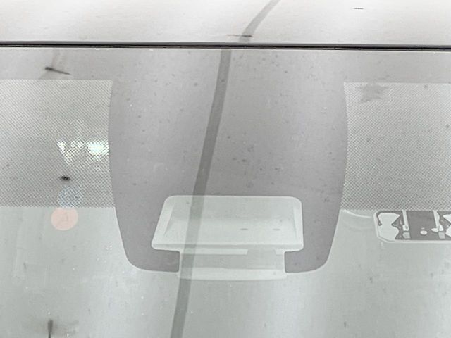 Toyota Voxy 3