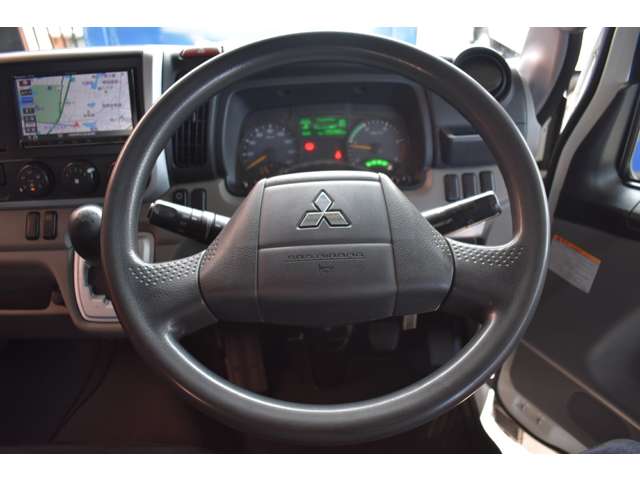Mitsubishi Fuso Canter 6