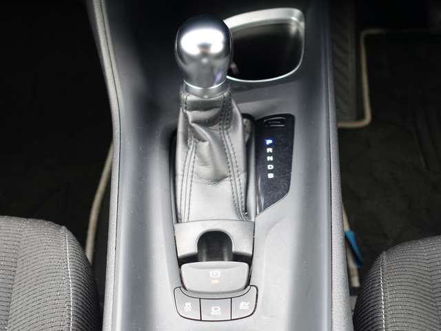 Toyota C-HR 11