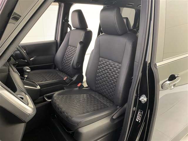 Toyota Voxy 9