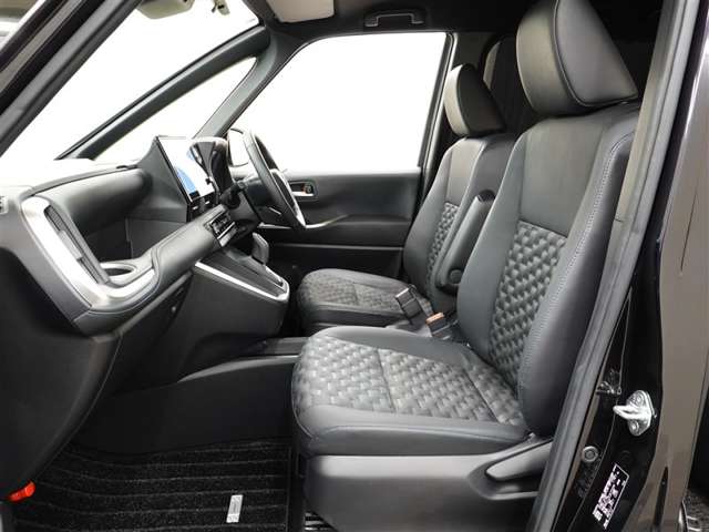 Toyota Voxy 8