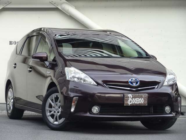 Toyota Prius α 6