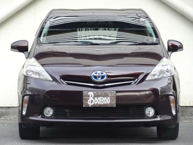 Toyota Prius α 8