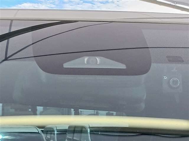 Toyota Noah 12