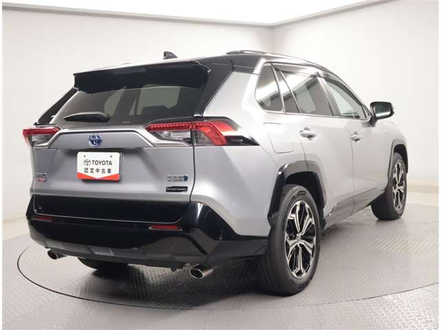 Toyota RAV4 PHV 3