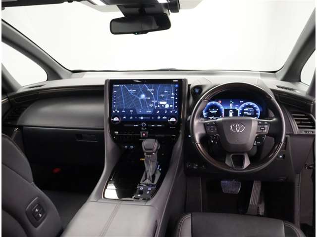 Toyota Alphard 5