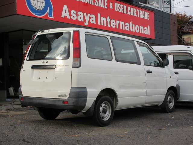 Toyota Town Ace Van 2