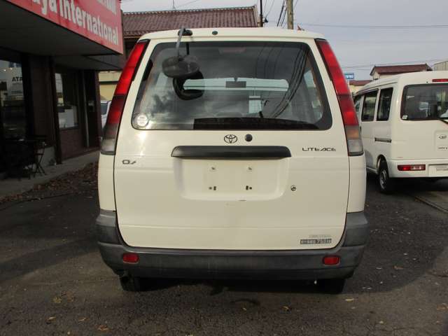 Toyota Town Ace Van 5